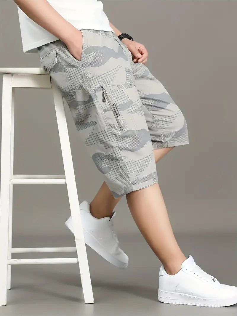 FABRIPPLE Light Grey Camouflage Cargo Shorts for Men - Image 2
